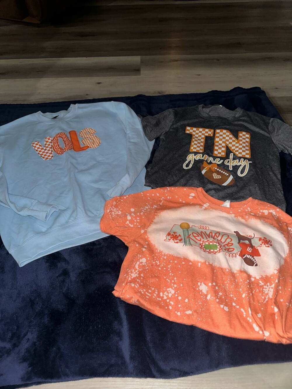 Gildan Tennessee Volunteers Sweatshirt Size S Light Blue VOLS Graphic